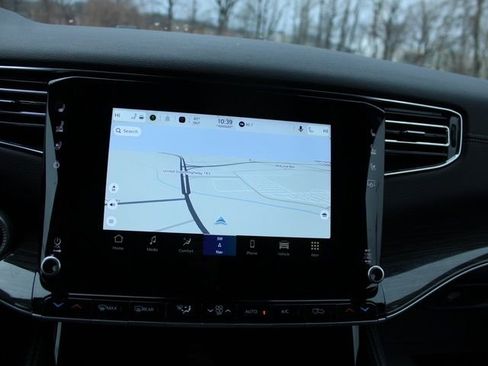 Used 2022 Jeep Wagoneer Series III w/ Flexible Seating Group image 23