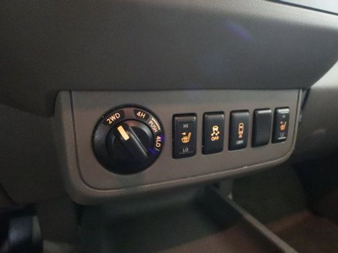 Used 2017 Nissan Frontier SV w/ SV Value Truck Package image 15