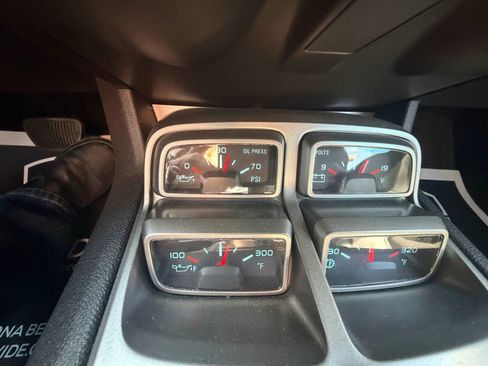 Used 2010 Chevrolet Camaro SS w/ RS Package RWD image 10