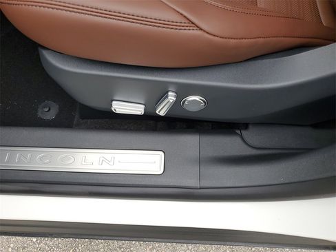 New 2026 Lincoln Nautilus Reserve image 22