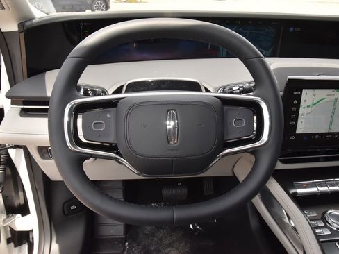 New 2026 Lincoln Nautilus Premier w/ Equipment Group 102A AWD/4WD image 22