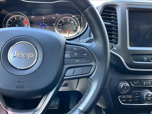 Used 2020 Jeep Cherokee Trailhawk w/ Cold Weather Group AWD/4WD image 26