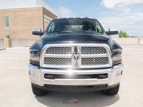 Used 2014 RAM 2500 Laramie w/ HD Snow Plow Prep Group AWD/4WD image 2