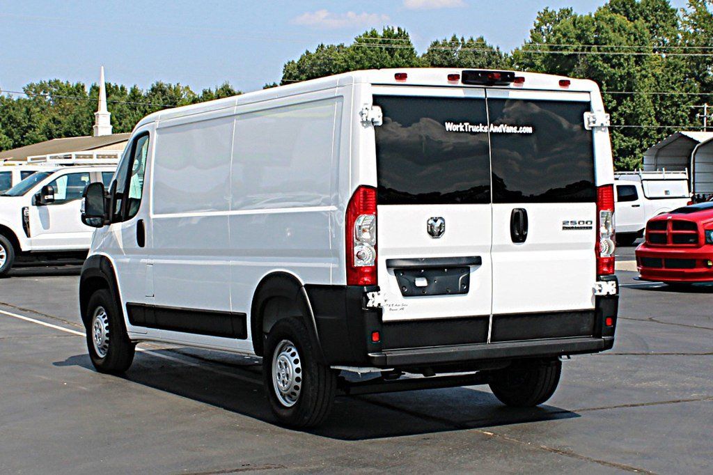 Used 2025 RAM ProMaster 2500 w/ U-Haul Equipment Group FWD image 4