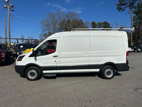 Used 2018 Ford Transit 150 148 Medium Roof RWD image 5