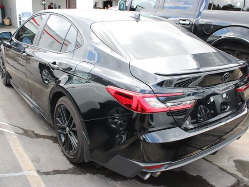 Used 2026 Toyota Camry SE FWD image 8