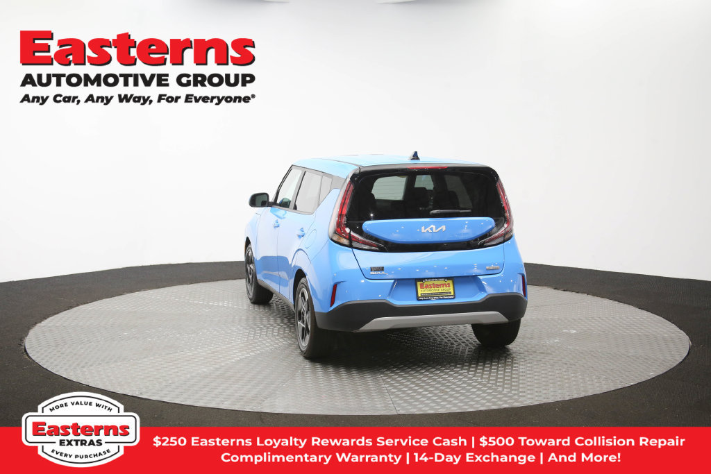Used 2023 Kia Soul EX FWD image 40