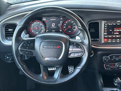 Used 2022 Dodge Charger R/T w/ Blacktop Package image 15