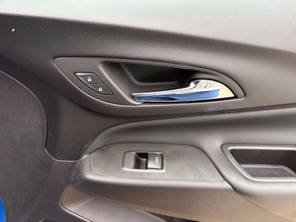 Used 2024 Chevrolet Equinox LT w/ LPO, Floor Liner Package FWD image 27