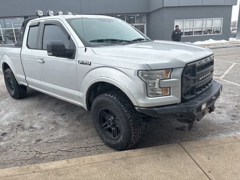 Used 2015 Ford F150 XLT w/ Equipment Group 302A Luxury image 1