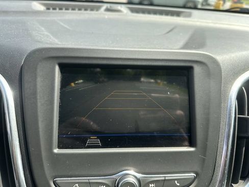 Used 2019 Chevrolet Equinox LT AWD/4WD image 28