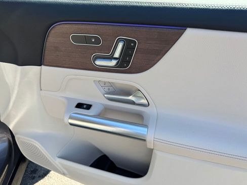 Certified 2023 Mercedes-Benz GLA 250 4MATIC image 22