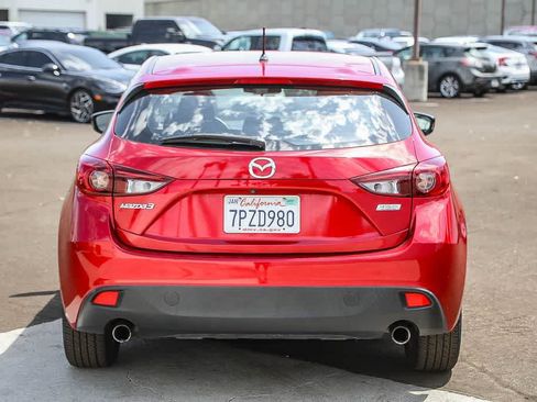 Used 2016 MAZDA MAZDA3 i Sport w/ Preferred Equipment Package FWD image 5