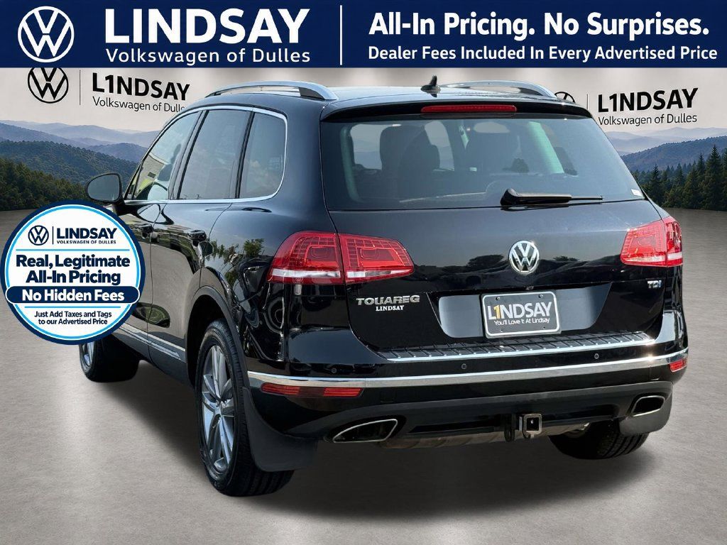 Used 2016 Volkswagen Touareg TDI AWD/4WD image 7