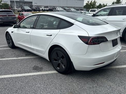 Used 2023 Tesla Model 3 Standard Range RWD image 9