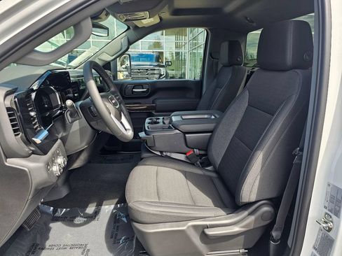 New 2026 GMC Sierra 3500 SLE AWD/4WD image 18