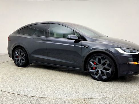 Used 2026 Tesla Model X Plaid image 3
