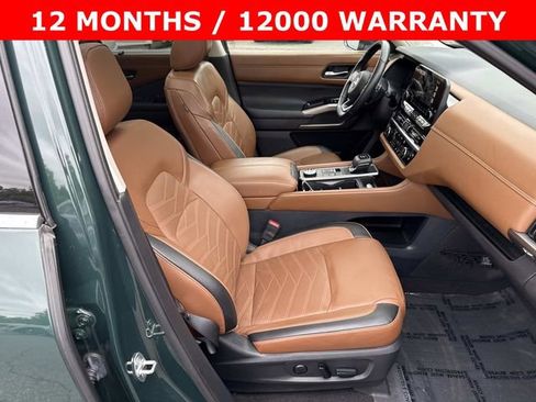 Used 2023 Nissan Pathfinder Platinum AWD/4WD image 9