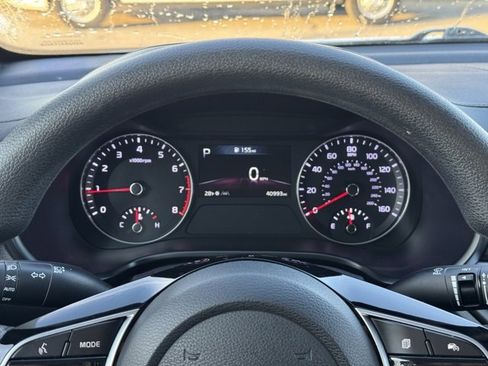 Used 2023 Kia Forte LXS w/ LXS Technology Package image 27