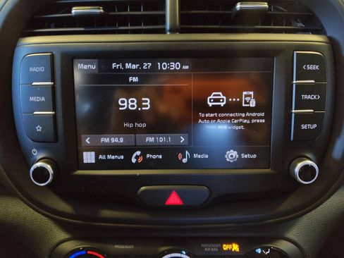 Used 2025 Kia Soul LX w/ LX Technology Package image 25