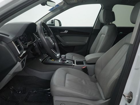 Used 2019 Audi Q5 2.0T Premium Plus w/ Premium Plus Package image 15