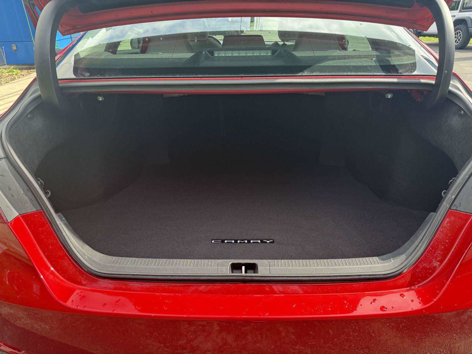 Used 2019 Toyota Camry SE w/ Audio Package FWD image 18