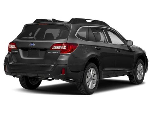 Used 2018 Subaru Outback 2.5i Premium AWD/4WD image 2