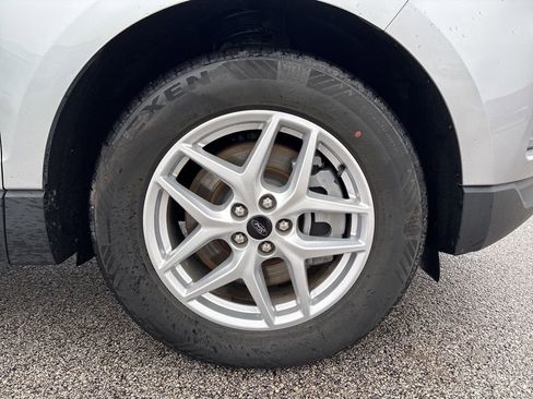 Used 2023 Ford Edge SEL image 13