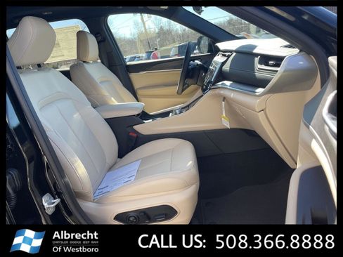 New 2026 Jeep Grand Cherokee Limited image 16