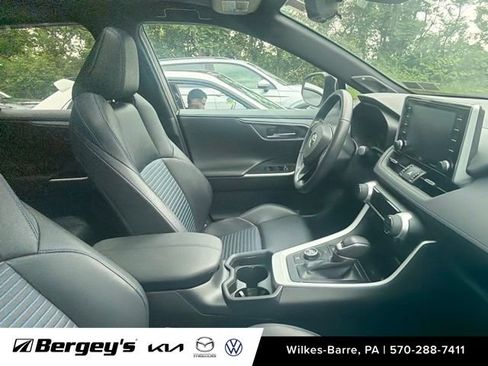Used 2020 Toyota RAV4 XSE AWD/4WD image 10