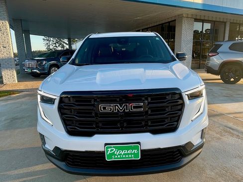 New 2026 GMC Acadia Elevation image 3