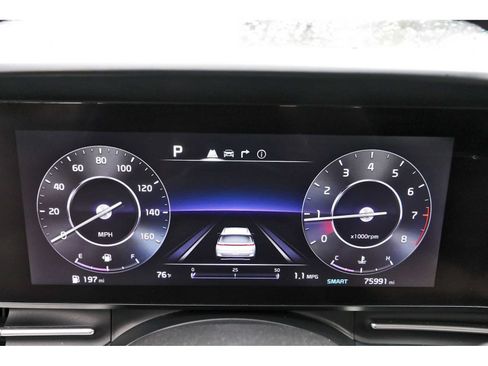 Used 2023 Kia Carnival SX Prestige FWD image 13