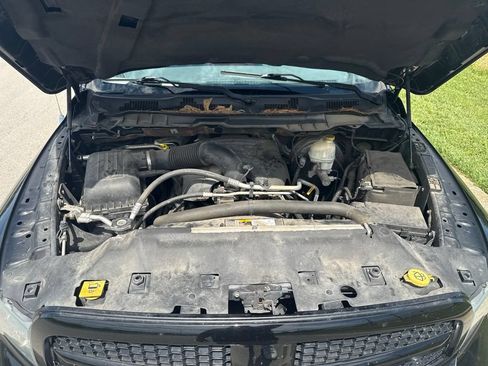 Used 2014 RAM 1500 Express RWD image 9