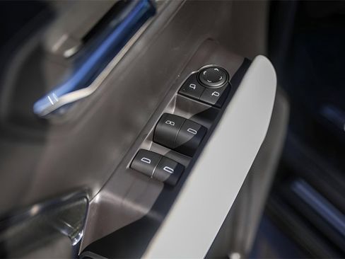 Used 2023 GMC Canyon AT4X w/ Edition 1 image 26