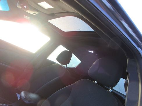 Used 2013 Dodge Avenger SXT w/ Sun/Sound Group image 6