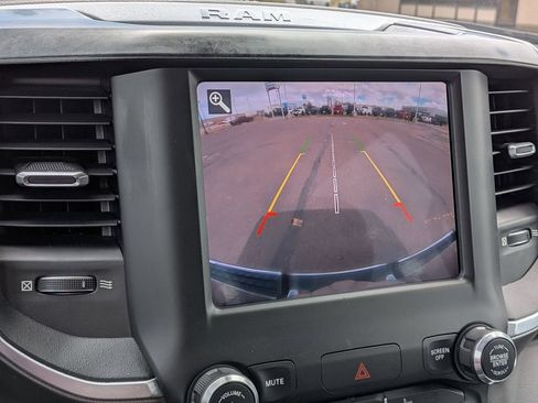 Used 2019 RAM 1500 Big Horn AWD/4WD image 14