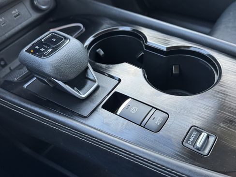 Used 2022 Nissan Rogue Platinum w/ Head-Up Display Package image 33