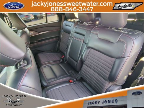 Certified 2025 Ford Explorer ST-Line w/ Premium Package image 24