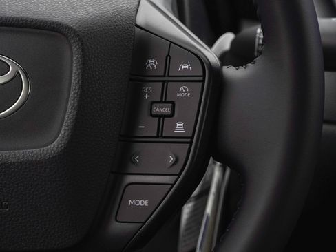 New 2026 Toyota Prius LE image 32