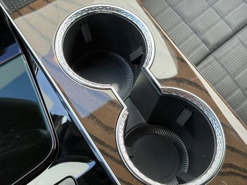 New 2026 Cadillac Escalade Platinum Sport AWD/4WD image 31