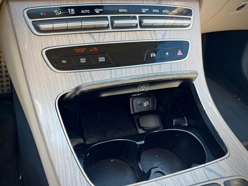 Used 2021 Mercedes-Benz E 450 Cabriolet image 50