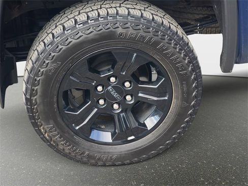 Used 2018 GMC Sierra 1500 SLT w/ All Terrain X Package image 33
