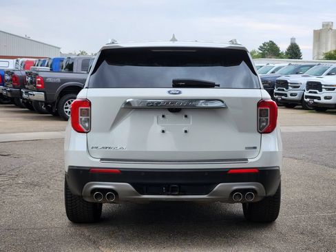 Used 2020 Ford Explorer Platinum w/ Premium Technology Package AWD/4WD image 13