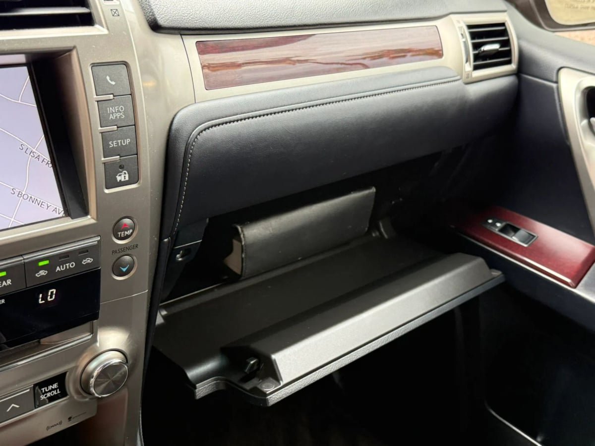 Used 2014 Lexus GX 460 w/ Premium Package AWD/4WD image 58