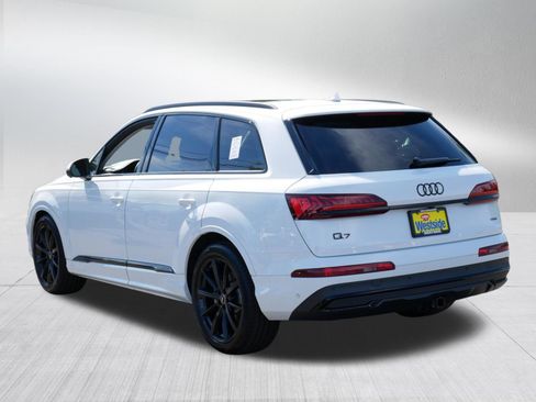 Used 2023 Audi Q7 3.0T Prestige w/ Prestige Package AWD/4WD image 5