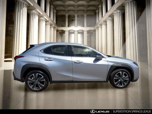 Used 2026 Lexus UX 300h FWD image 4