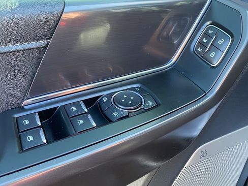 Used 2024 Ford F150 Lariat image 15