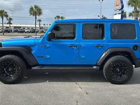 Used 2022 Jeep Wrangler Unlimited Sport w/ Sun And Sound Package AWD/4WD image 2