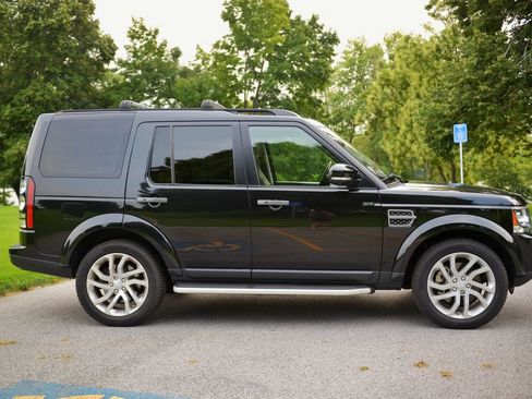 Used 2016 Land Rover LR4 HSE Silver Edition AWD/4WD image 19