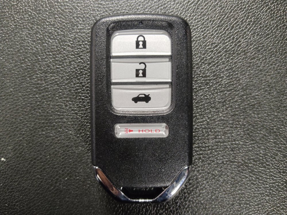 Used 2021 Chevrolet Equinox LS FWD image 32